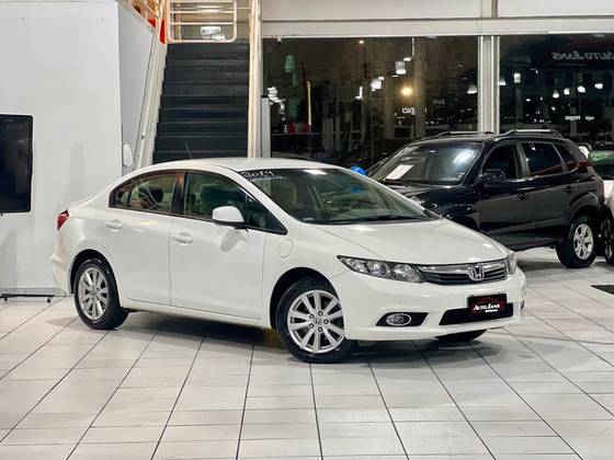 HONDA CIVIC 1.8 LXS 16V FLEX 4P MANUAL